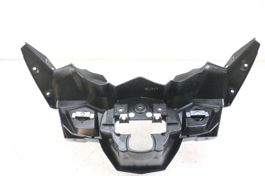 photo de ARO DO PAINEL DE INSTRUMENTOS KAWASAKI VERSYS ABS 650 (2015 - 2018) - Zoom do estado de desgaste