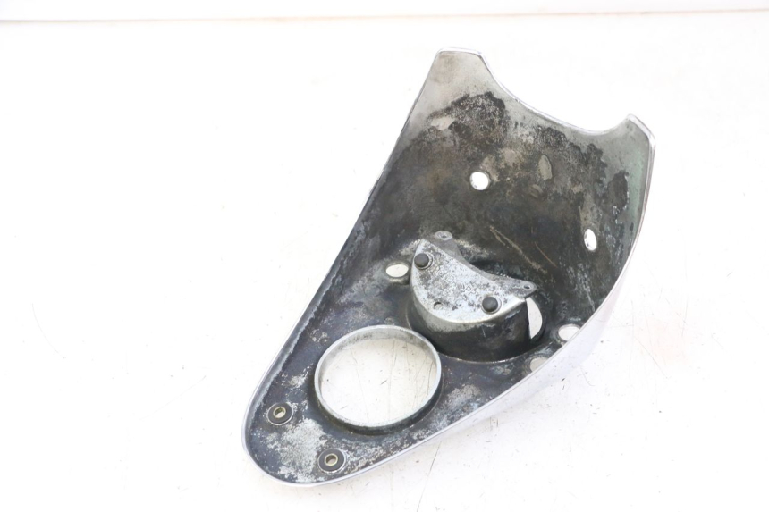 photo de ARO DO PAINEL DE INSTRUMENTOS HONDA VT C2 SHADOW 750 (1997 - 2001) - Zoom do estado de desgaste