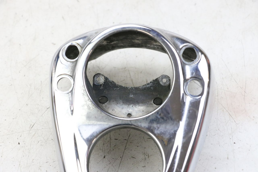 photo de ARO DO PAINEL DE INSTRUMENTOS HONDA VT C2 SHADOW 750 (1997 - 2001) - Outro ângulo de visão