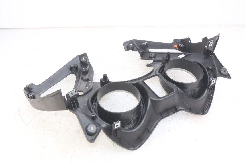 photo de ARO DO PAINEL DE INSTRUMENTOS YAMAHA X-MAX XMAX 125 (2010 - 2013) - Zoom do estado de desgaste