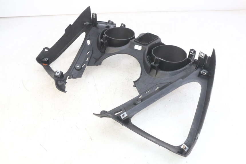 photo de ARO DO PAINEL DE INSTRUMENTOS YAMAHA X-MAX XMAX 125 (2010 - 2013) - Outro ângulo de visão
