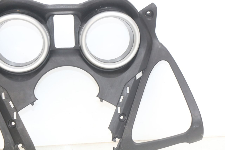 photo de ARO DO PAINEL DE INSTRUMENTOS YAMAHA X-MAX XMAX 125 (2010 - 2013) - Marcações e referências
