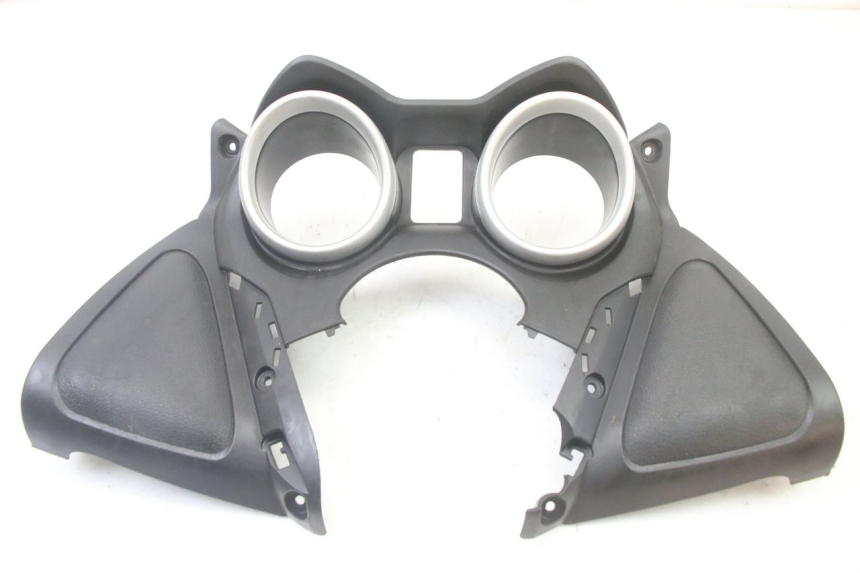 photo de ARO DO PAINEL DE INSTRUMENTOS YAMAHA X-MAX XMAX 125 (2010 - 2013) - Detalhe da peça
