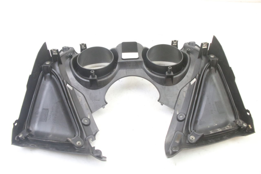 photo de ARO DO PAINEL DE INSTRUMENTOS YAMAHA X-MAX XMAX 125 (2010 - 2013) - Outro ângulo de visão