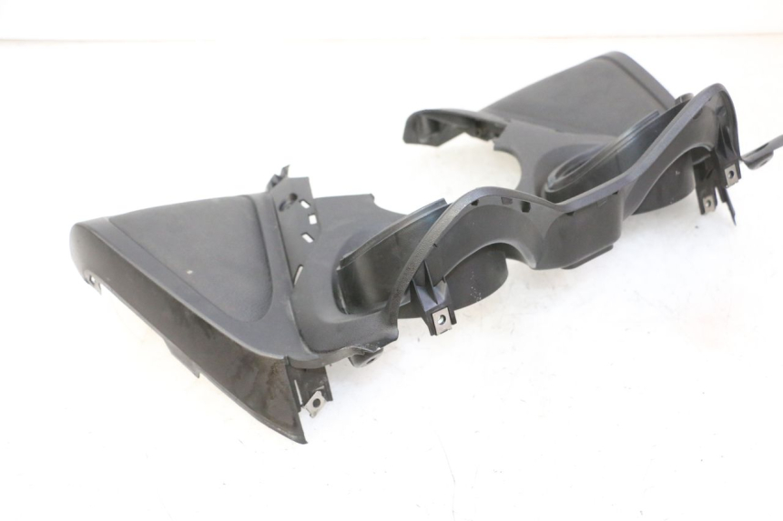 photo de ARO DO PAINEL DE INSTRUMENTOS YAMAHA X-MAX XMAX 125 (2010 - 2013) - Estado da superfície