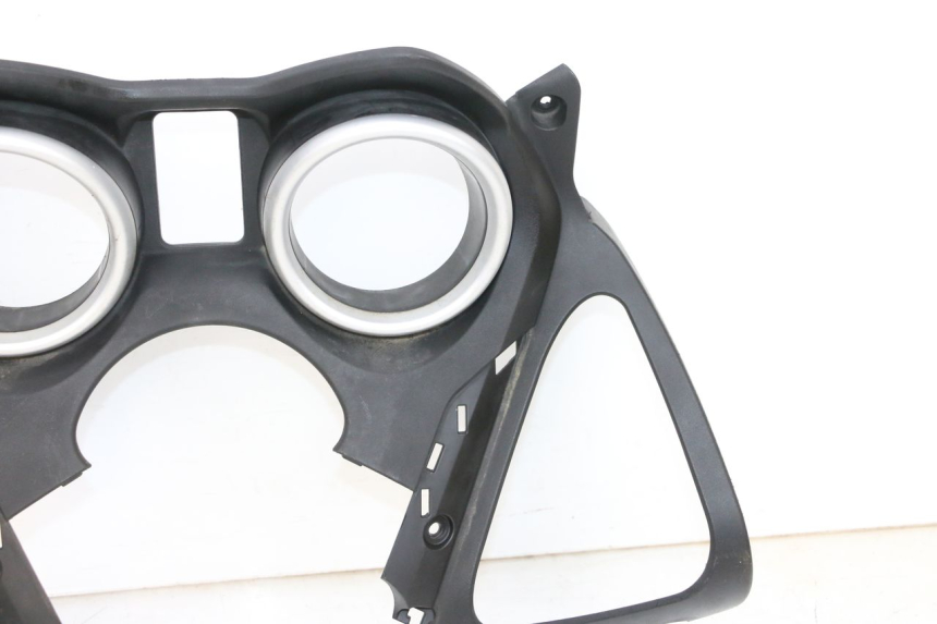 photo de ARO DO PAINEL DE INSTRUMENTOS YAMAHA X-MAX XMAX 125 (2010 - 2013) - Imagem adicional