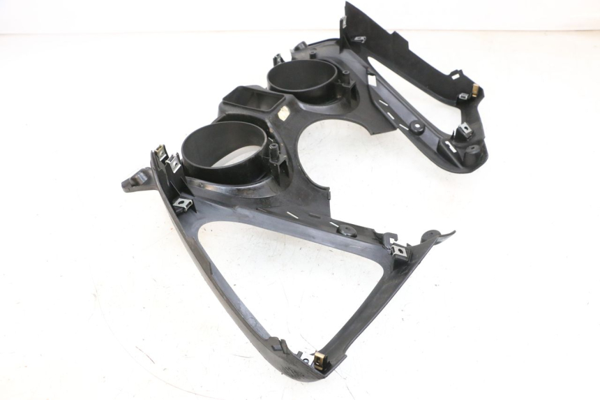 photo de ARO DO PAINEL DE INSTRUMENTOS YAMAHA X-MAX XMAX 125 (2010 - 2013) - Outro ângulo de visão