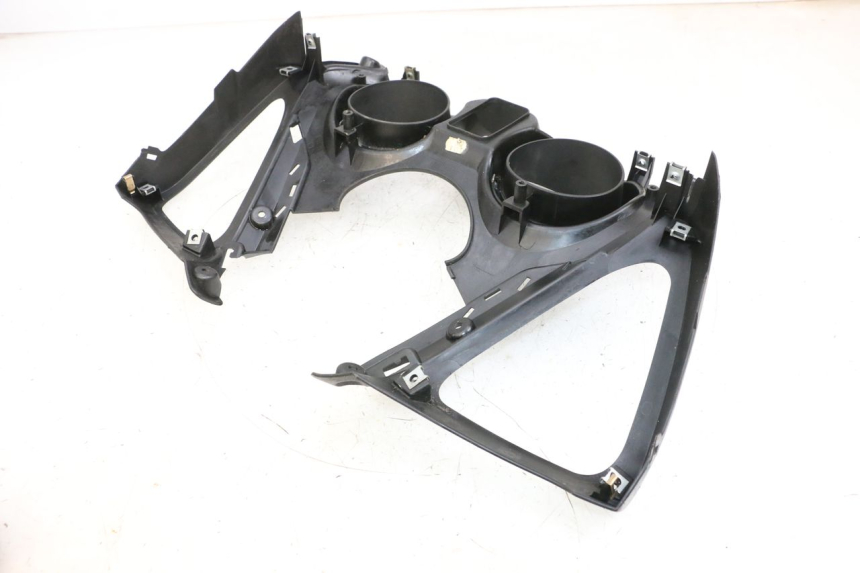 photo de ARO DO PAINEL DE INSTRUMENTOS YAMAHA X-MAX XMAX 125 (2010 - 2013) - Pontos de fixação
