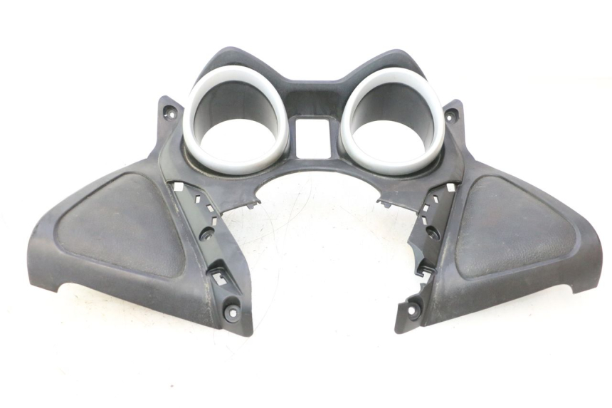 photo de ARO DO PAINEL DE INSTRUMENTOS YAMAHA X-MAX XMAX 125 (2010 - 2013) - Detalhe da peça