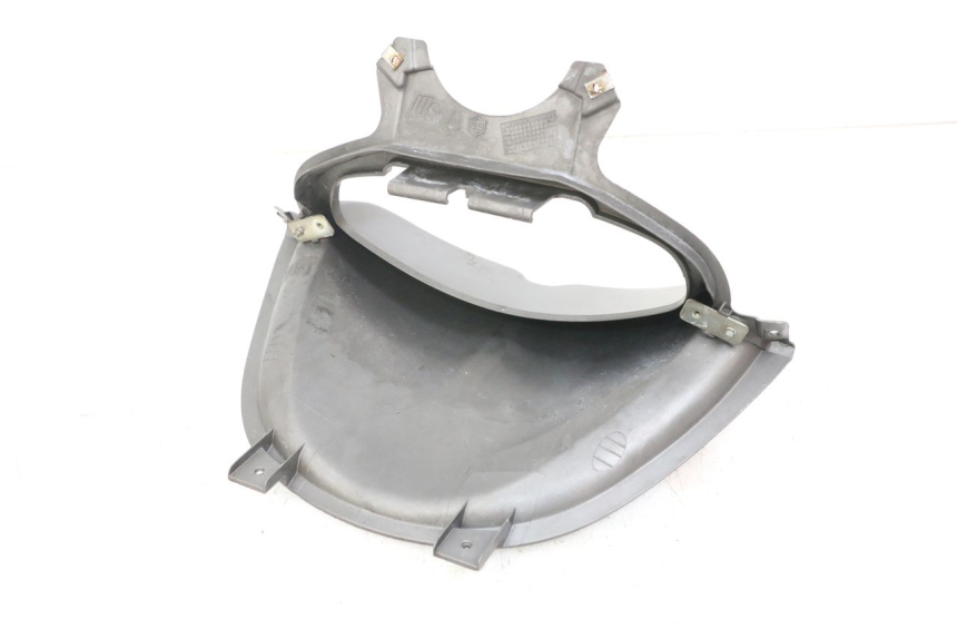 photo de ARO DO PAINEL DE INSTRUMENTOS PIAGGIO X8 125 (2004 - 2007) - Detalhe da peça