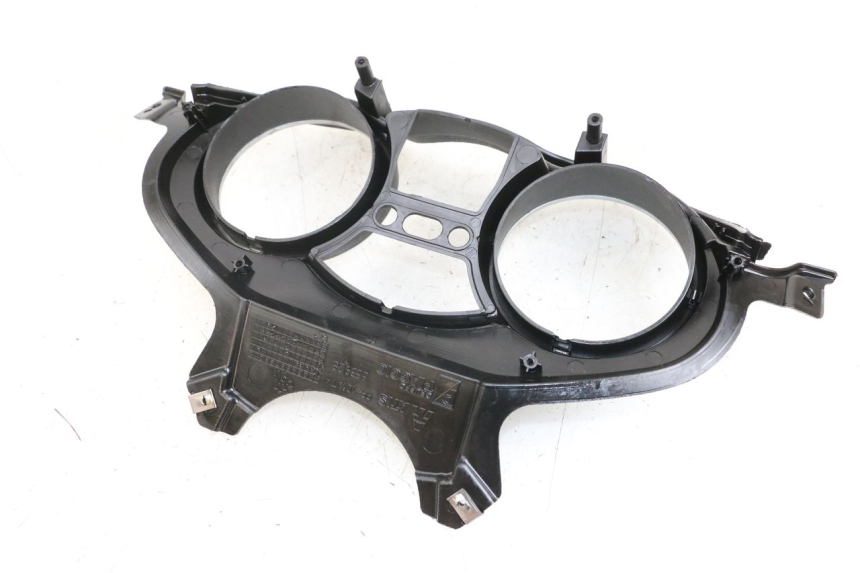 photo de ARO DO PAINEL DE INSTRUMENTOS PIAGGIO XEVO - X EVO 125 (2007 - 2017) - Zoom do estado de desgaste
