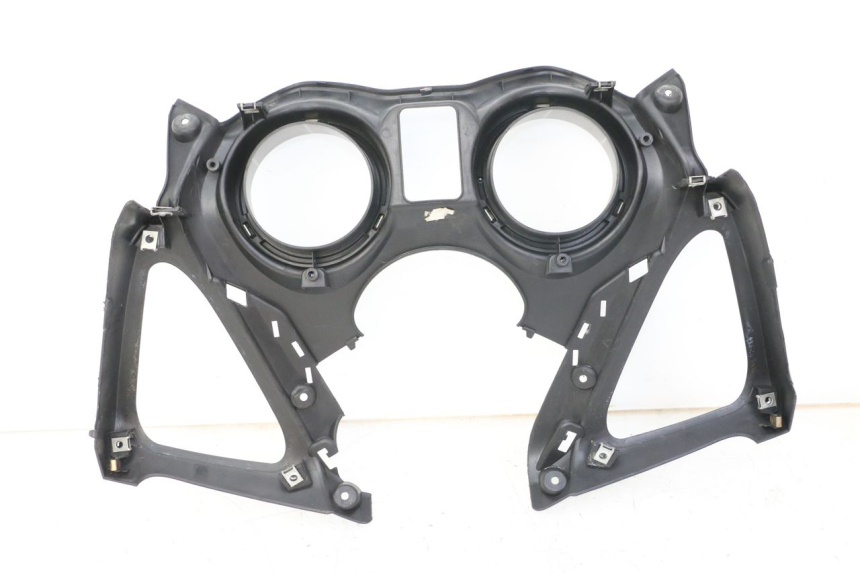 photo de ARO DO PAINEL DE INSTRUMENTOS YAMAHA X-MAX XMAX ABS 250 (2010 - 2014) - Ampliação técnica