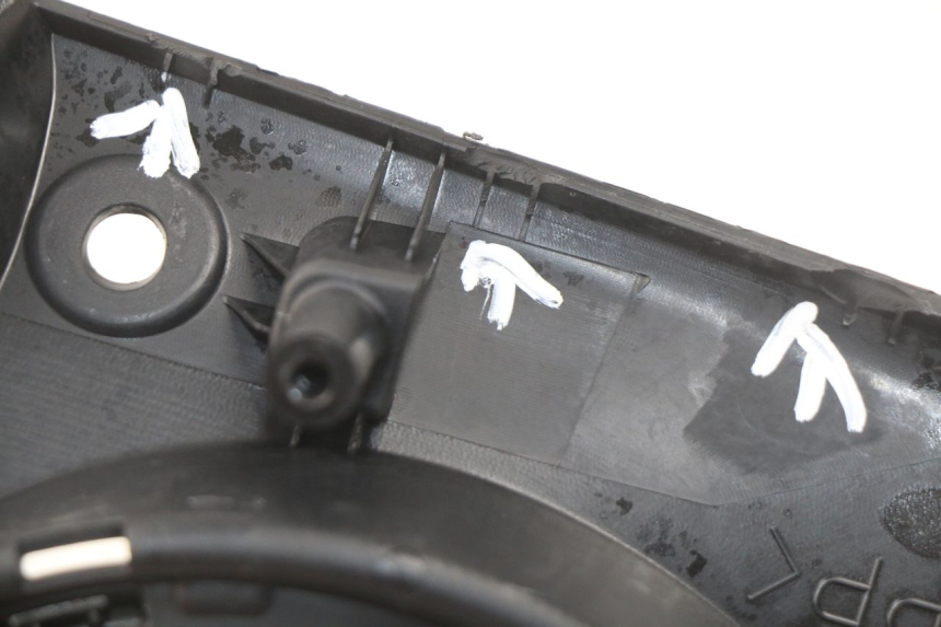 photo de ARO DE PAINEL DE INSTRUMENTOS YAMAHA YP T-MAX TMAX 530 (2017 - 2020) - Detalhe da peça