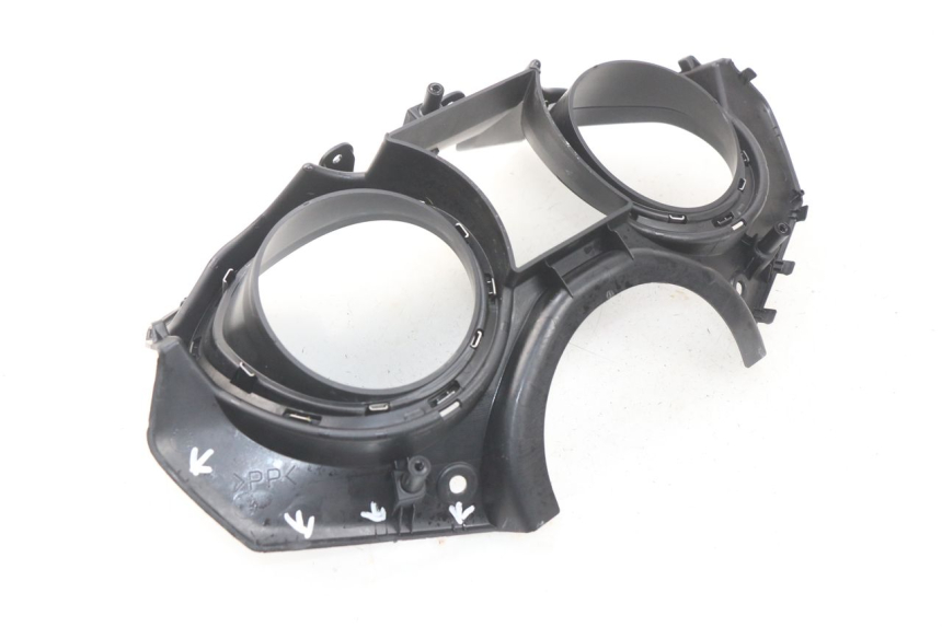 photo de ARO DE PAINEL DE INSTRUMENTOS YAMAHA YP T-MAX TMAX 530 (2017 - 2020) - Zoom do estado de desgaste