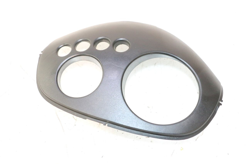 photo de ARO DO PAINEL DE INSTRUMENTOS PIAGGIO ZIP 2T 50 (2009 - 2019) - Vista principal