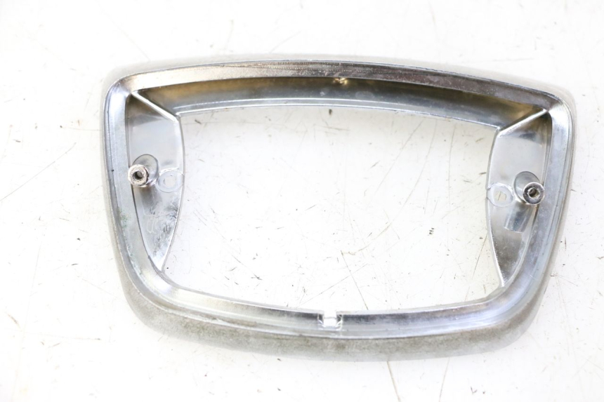 photo de ARO DE LUZ TRASEIRA PIAGGIO LXV 4T 50 (2009 - 2013) - Vista principal