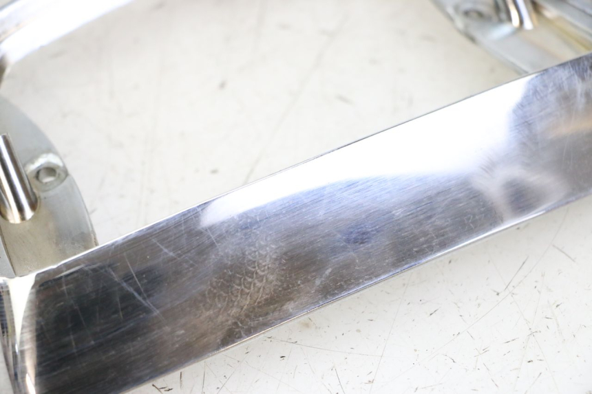photo de ARO DE LUZ TRASEIRA PIAGGIO VESPA LX 2T 50 (2005 - 2013) - Outro ângulo de visão