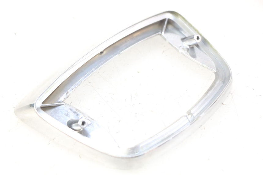 photo de ARO DE LUZ TRASEIRA PIAGGIO VESPA LX 2T 50 (2005 - 2013) - Vista principal
