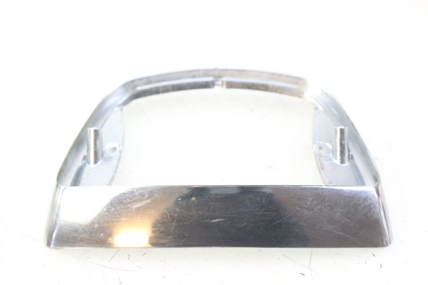 photo de ARO DE LUZ TRASEIRA PIAGGIO VESPA LX 2T 50 (2005 - 2013) - Outro ângulo de visão