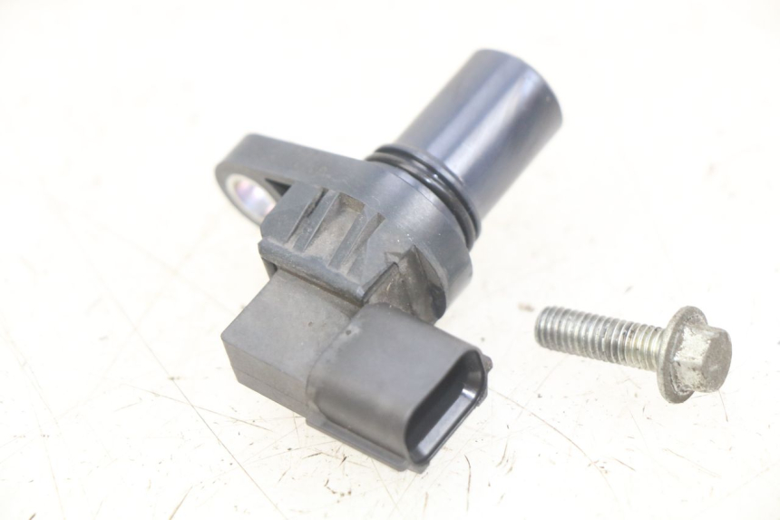 photo de ENGRENAGEM DO CONTADOR HONDA FJS SILVERWING SILVER WING 400 (2009 - 2016) - Zoom do estado de desgaste