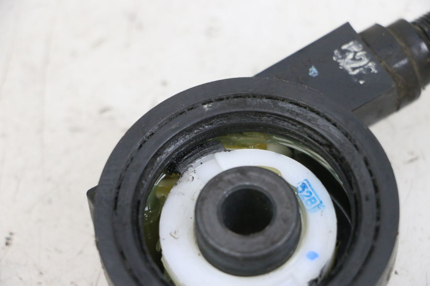photo de ACIONADOR DO CONTADOR MBK FLIPPER 115 (2013 - 2017) - Zoom do estado de desgaste