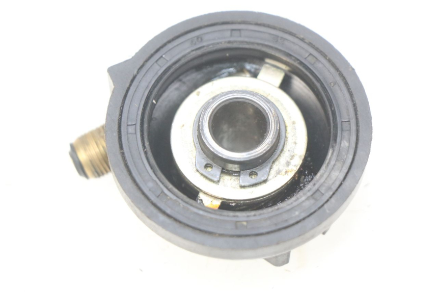 photo de ENGRENAGEM DO CONTADOR PEUGEOT KISBEE 2T 50 (2010 - 2017) - Zoom do estado de desgaste