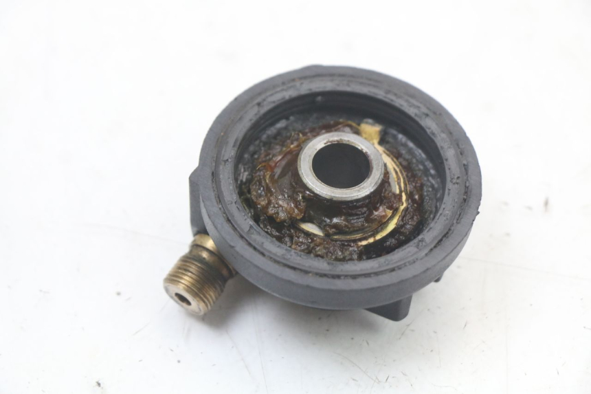photo de ENGRENAGEM DO CONTADOR PEUGEOT KISBEE 2T 50 (2010 - 2017) - Zoom do estado de desgaste