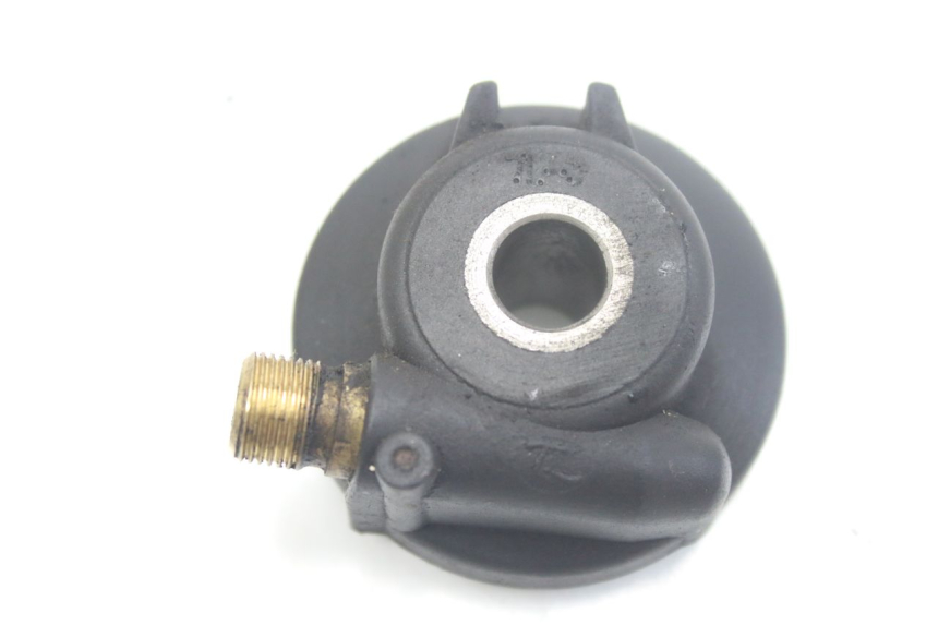 photo de ENGRENAGEM DO CONTADOR PEUGEOT KISBEE 4T 50 (2010 - 2017) - Zoom do estado de desgaste