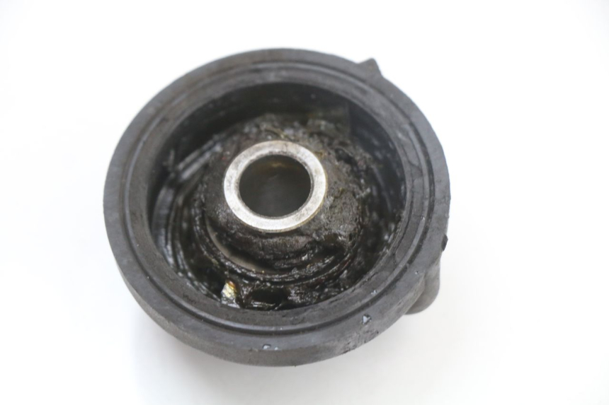 photo de ENGRENAGEM DO CONTADOR PEUGEOT KISBEE 4T 50 (2018 - 2022) - Zoom do estado de desgaste