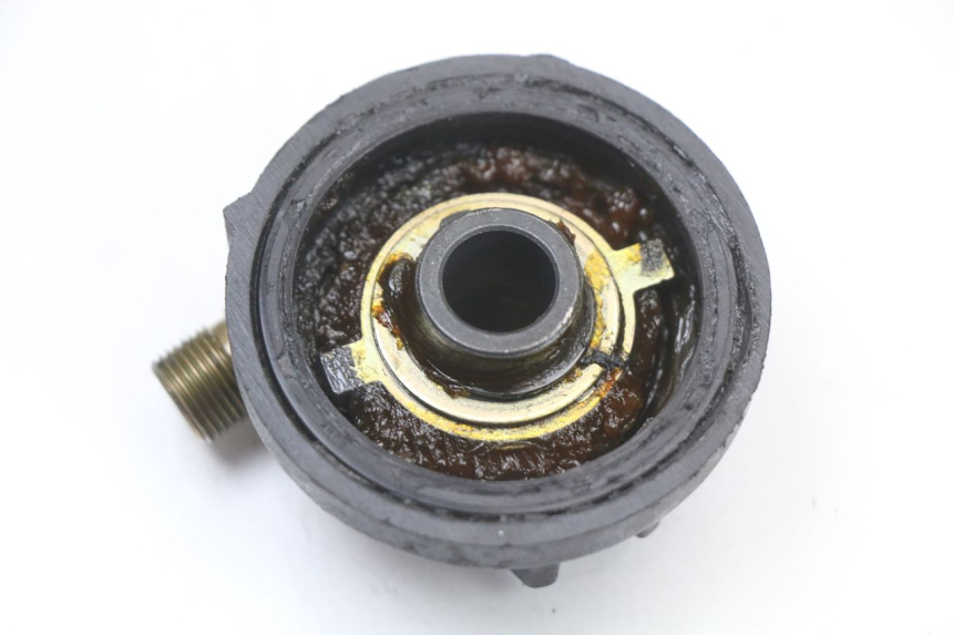 photo de ENGRENAGEM DO CONTADOR PEUGEOT KISBEE 4T 50 (2010 - 2017) - Zoom do estado de desgaste