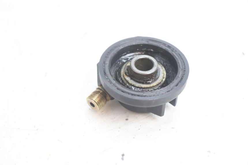 photo de ENGRENAGEM DO CONTADOR PEUGEOT KISBEE 4T 50 (2018 - 2022) - Zoom do estado de desgaste