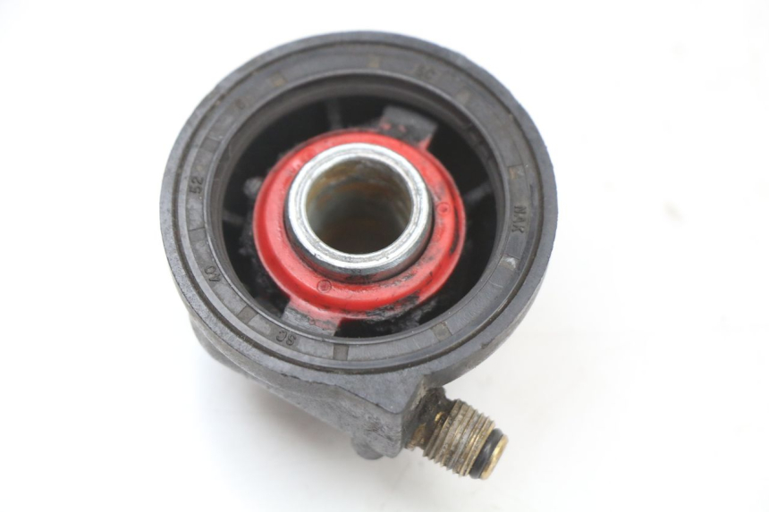 photo de ENGRENAGEM DO CONTADOR PEUGEOT LUDIX 50 (2005 - 2007) - Zoom do estado de desgaste