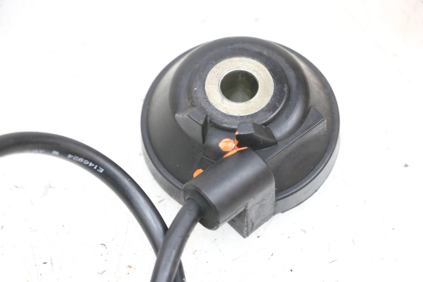 photo de ENGRENAGEM DO CONTADOR YAMAHA NEO'S NEOS 2T 50 (1998 - 2007) - Outro ângulo de visão