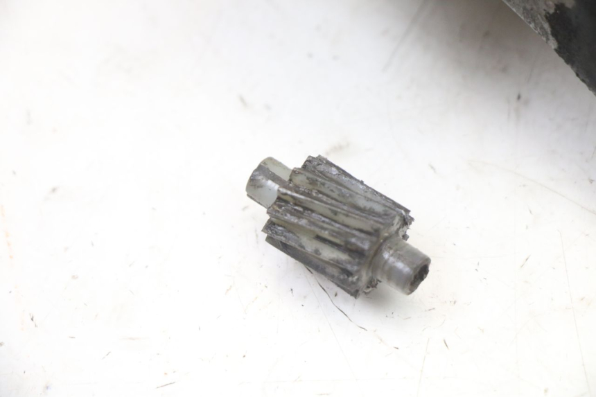 photo de ENGRENAGEM DO CONTADOR PIAGGIO VESPA S 2T 50 (2007 - 2014) - Ampliação técnica