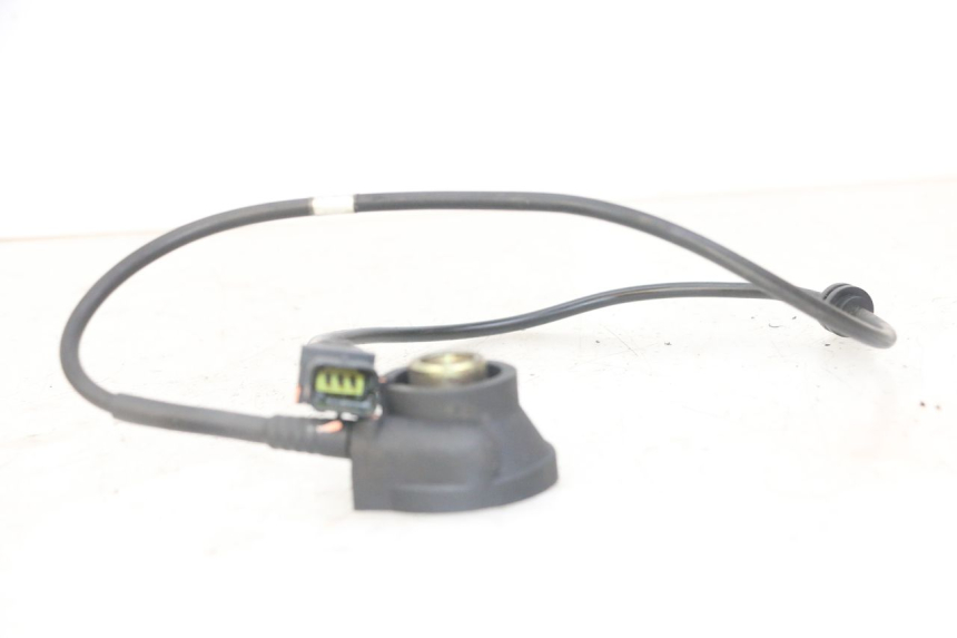 photo de ENGRENAGEM DO CONTADOR PEUGEOT SATELIS COMPRESSOR K15 125 (2006 - 2009) - Outro ângulo de visão