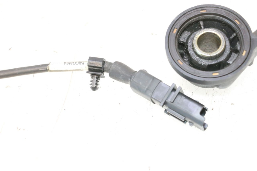 photo de ENGRENAGEM DO CONTADOR PEUGEOT SATELIS COMPRESSOR K15 125 (2006 - 2009) - Pontos de fixação