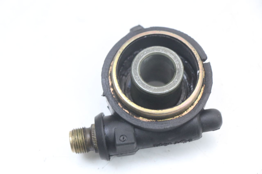 photo de ENGRENAGEM DO CONTADOR APRILIA SCARABEO GT 125 (1999 - 2007) - Zoom do estado de desgaste