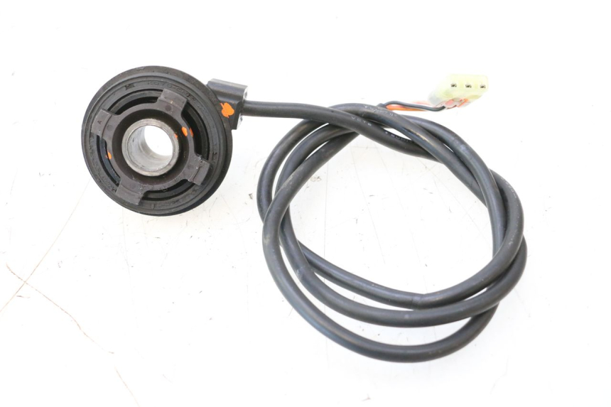 photo de ACIONADOR DO CONTADOR SUZUKI SV S 650 (2003 - 2009) - Zoom do estado de desgaste