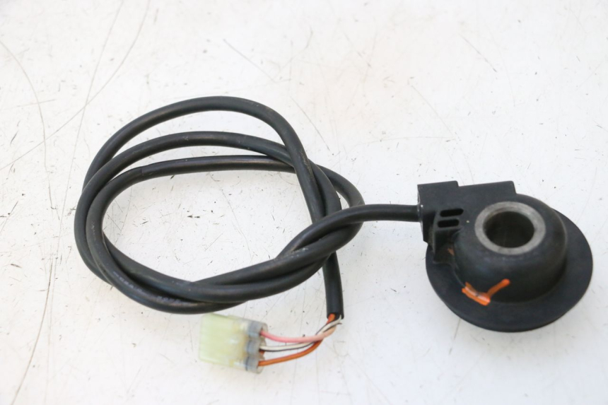 photo de ACIONADOR DO CONTADOR SUZUKI SV S 650 (2003 - 2009) - Pontos de fixação
