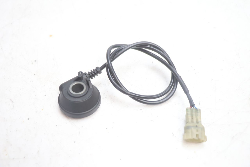 photo de ENGRENAGEM DO CONTADOR YAMAHA XMAX X-MAX 125 (2006 - 2009) - Zoom do estado de desgaste