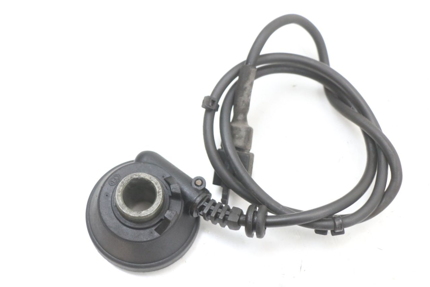 photo de ACIONADOR DO CONTADOR PIAGGIO X9 125 (2000 - 2003) - Vista principal
