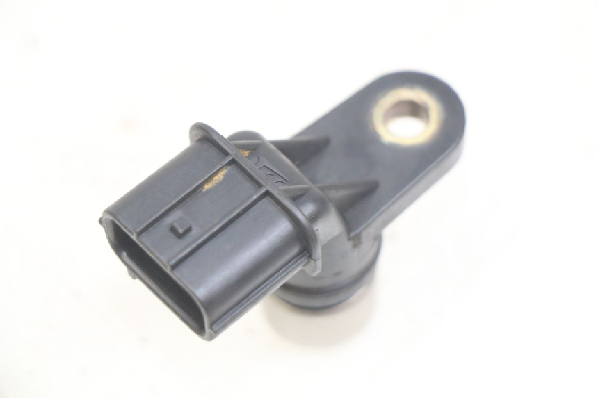 photo de ACIONADOR DO CONTADOR KAWASAKI Z 750 (2007 - 2013) - Outro ângulo de visão