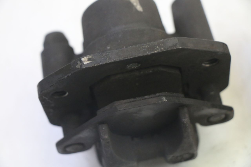 photo de PINÇA DE TRAVÃO TRASEIRA QUADRO 4 4D 350 (2015 - 2018) - Estado da superfície