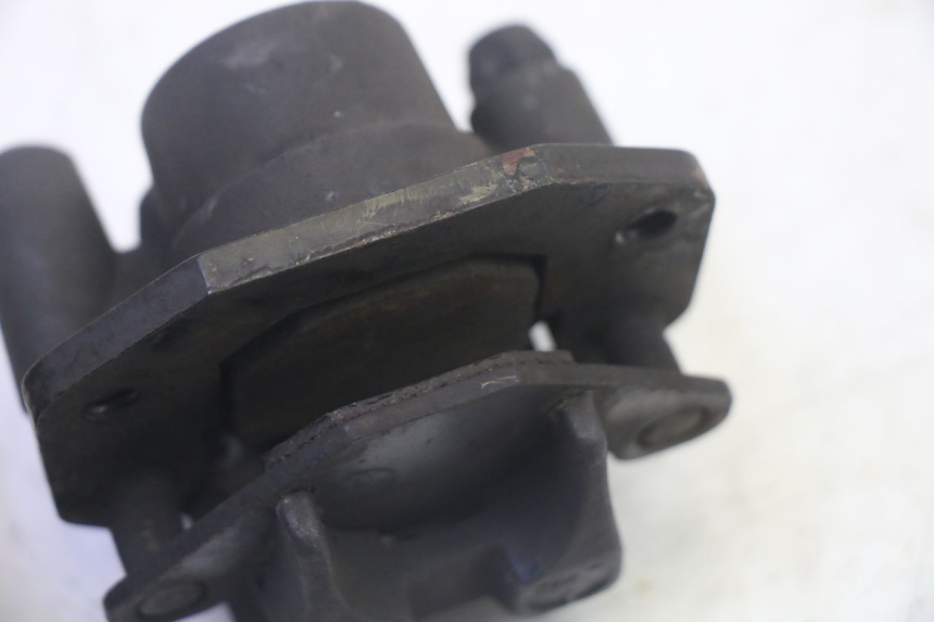 photo de PINÇA DE TRAVÃO TRASEIRA QUADRO 4 4D 350 (2015 - 2018) - Peça verificada
