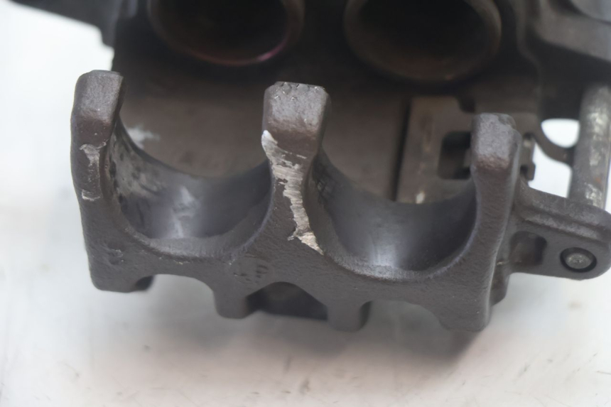 photo de PINÇA DE TRAVÃO TRASEIRA BMW C SPORT 650 (2015 - 2021) - Pontos de fixação