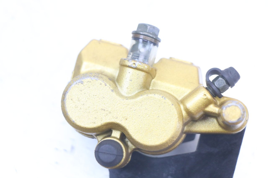 photo de PINÇA DE TRAVÃO TRASEIRA LONCIN DIRT BIKE 125 - Zoom do estado de desgaste