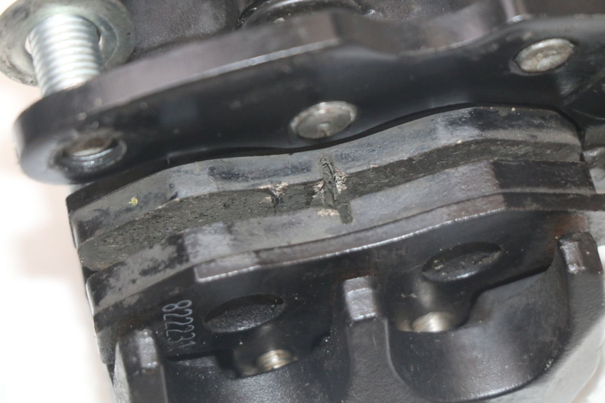 photo de PINÇA DE TRAVÃO TRASEIRA PIAGGIO MP3 HPE 350 (2018 - 2020) - Pontos de fixação