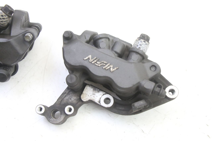 photo de PINÇA DE TRAVÃO TRASEIRA HONDA NTV DEAUVILLE ABS 700 (2007 - 2016) - Zoom do estado de desgaste