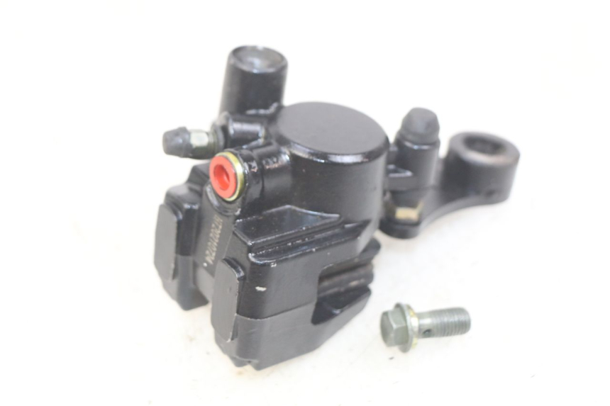 photo de PINÇA DE TRAVÃO TRASEIRA APOLLO RFZ 125 - Pontos de fixação