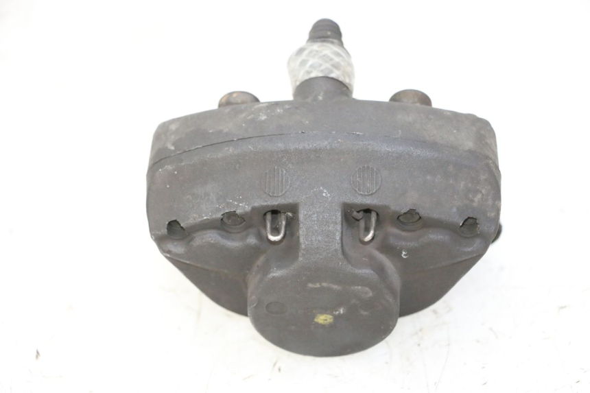 photo de PINÇA DE TRAVÃO TRASEIRA PEUGEOT SATELIS 125 (2006 - 2009) - Zoom do estado de desgaste